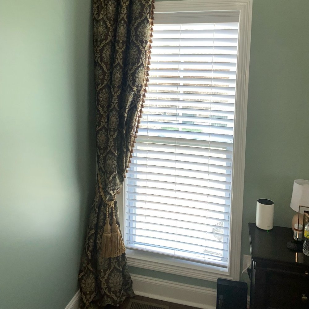 Custom drapes (multicolor) - Picture 2 of 3